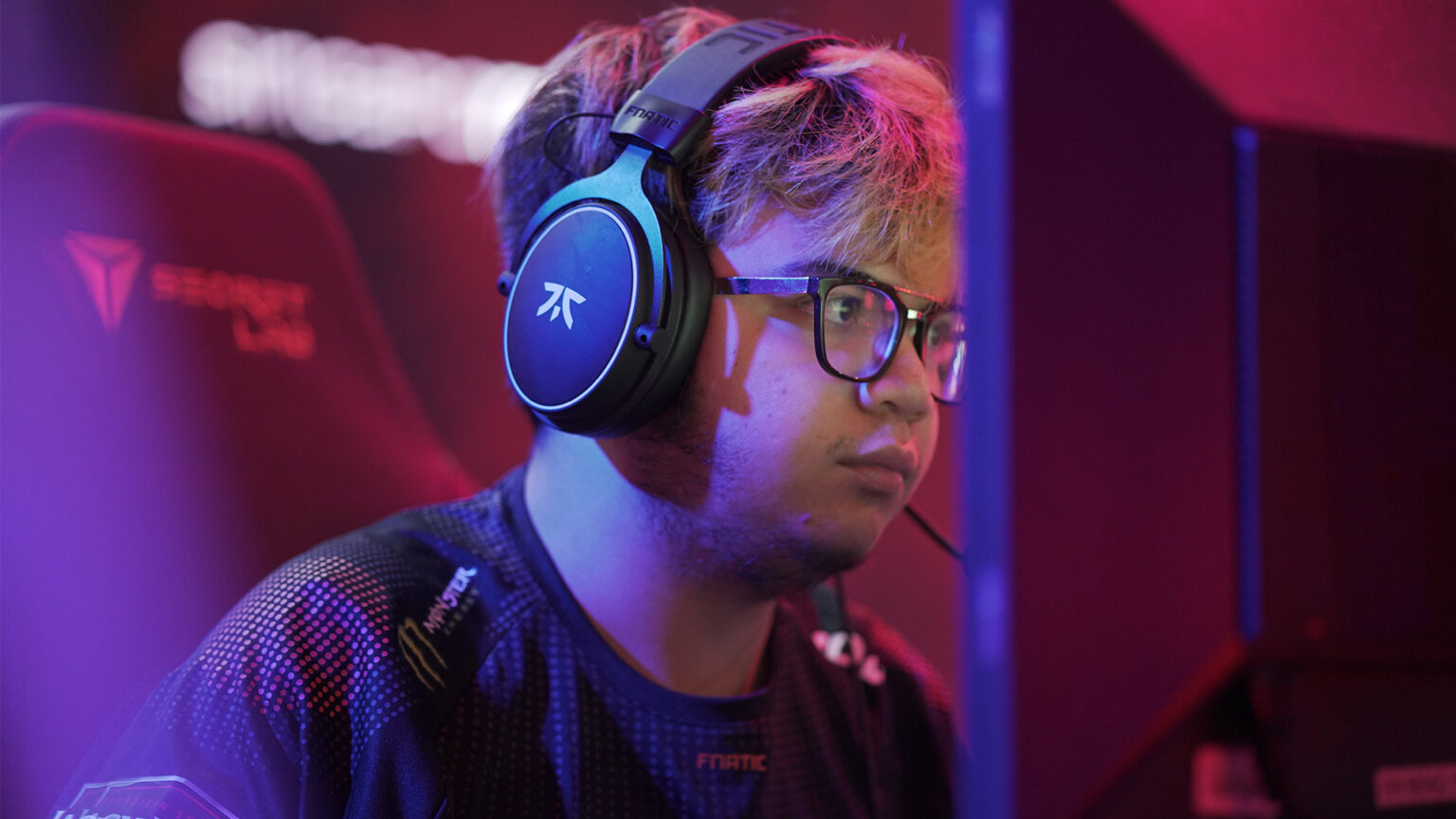 Fnatic without Raven at ESL One Malaysia, Palos stands in | ONE Esports