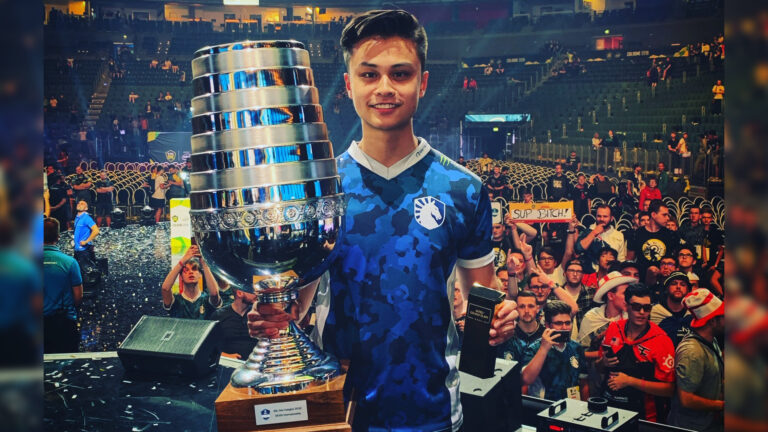 Stewie2K confirms he wants to play pro Valorant | ONE Esports