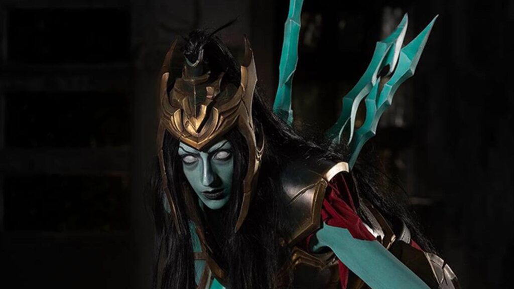 Primer plano del cosplay de League of Legends de Kalista por luciffe666 en Reddit