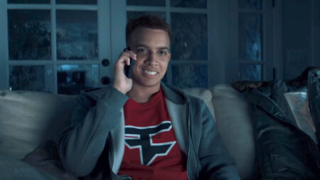 Swagg talking on the phone with a scary voice in Call of Duty Warzone's The Haunting trailer