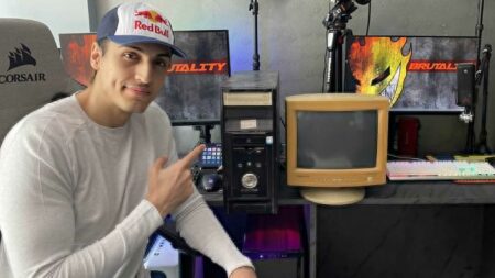V3Nom showing off his old and new pc setups