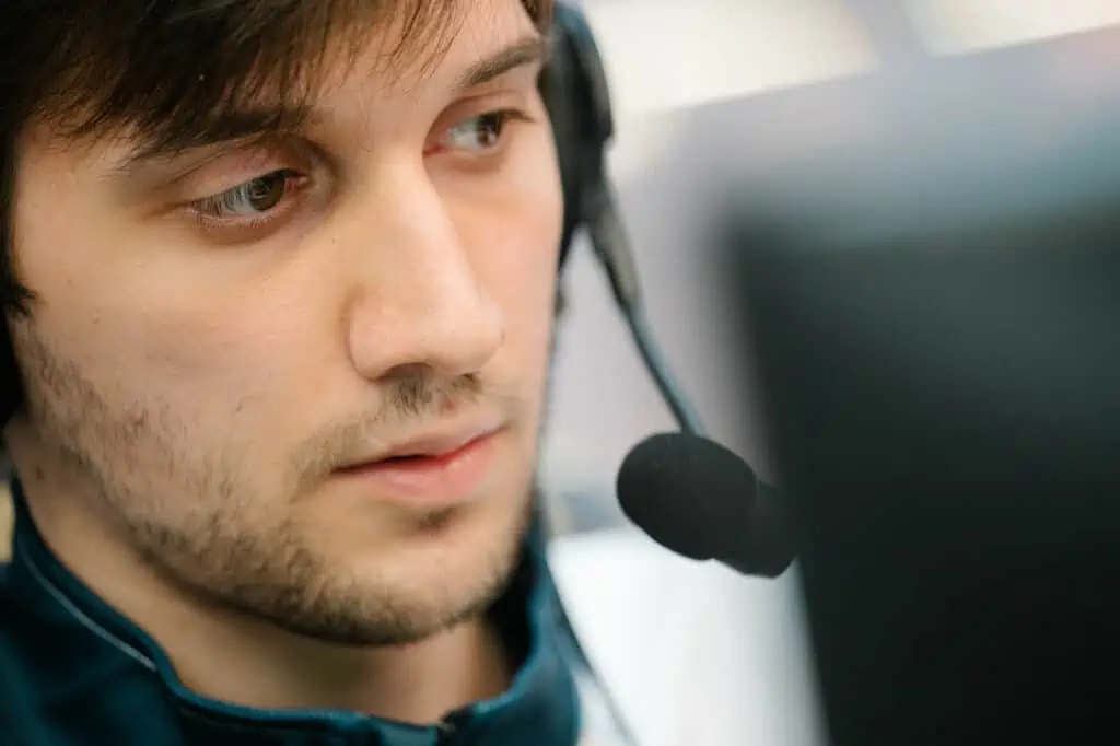 Kick is signing one of Dota 2's most popular players Evil Geniuses' Arteezy at TI10