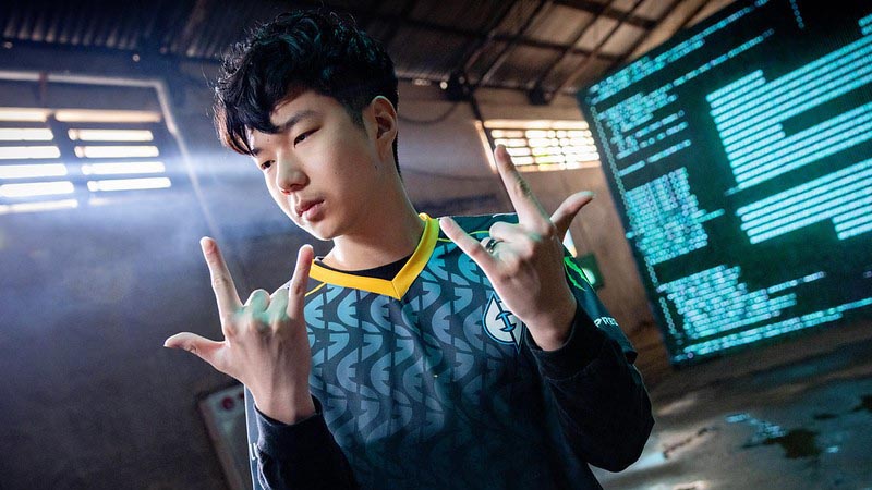 EG Inspired: 'Teams don't really want to scrim with NA' jojopyun of Evil Geniuses at MSI 2022 photoshoot
