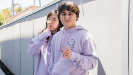 LilyPichu and Michael from OfflineTV wallpaper