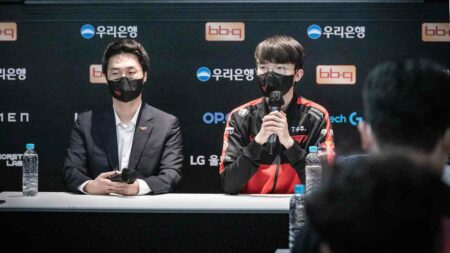 T1 coach Polt and Faker at post-game press conference after T1 vs HLE game