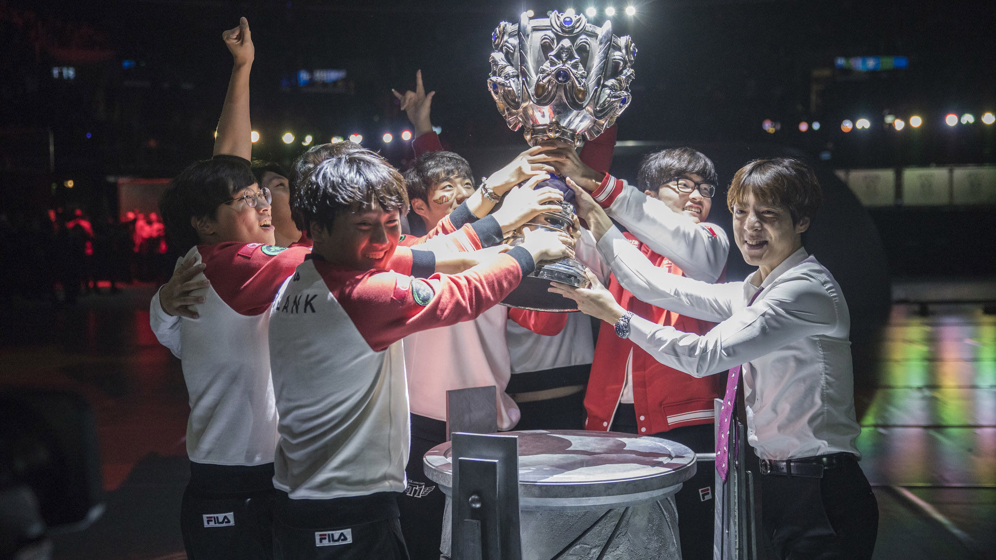 Subjektiv skøjte af List of League of Legends Worlds winners over the years | ONE Esports