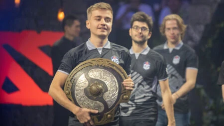 OG n0tail, Ceb, and Topson at TI9, Old G Dota 2 stack