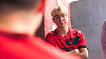 Sentinels pro Valorant player Tyson "TenZ" Ngo at VCT LOCK//IN Day 9