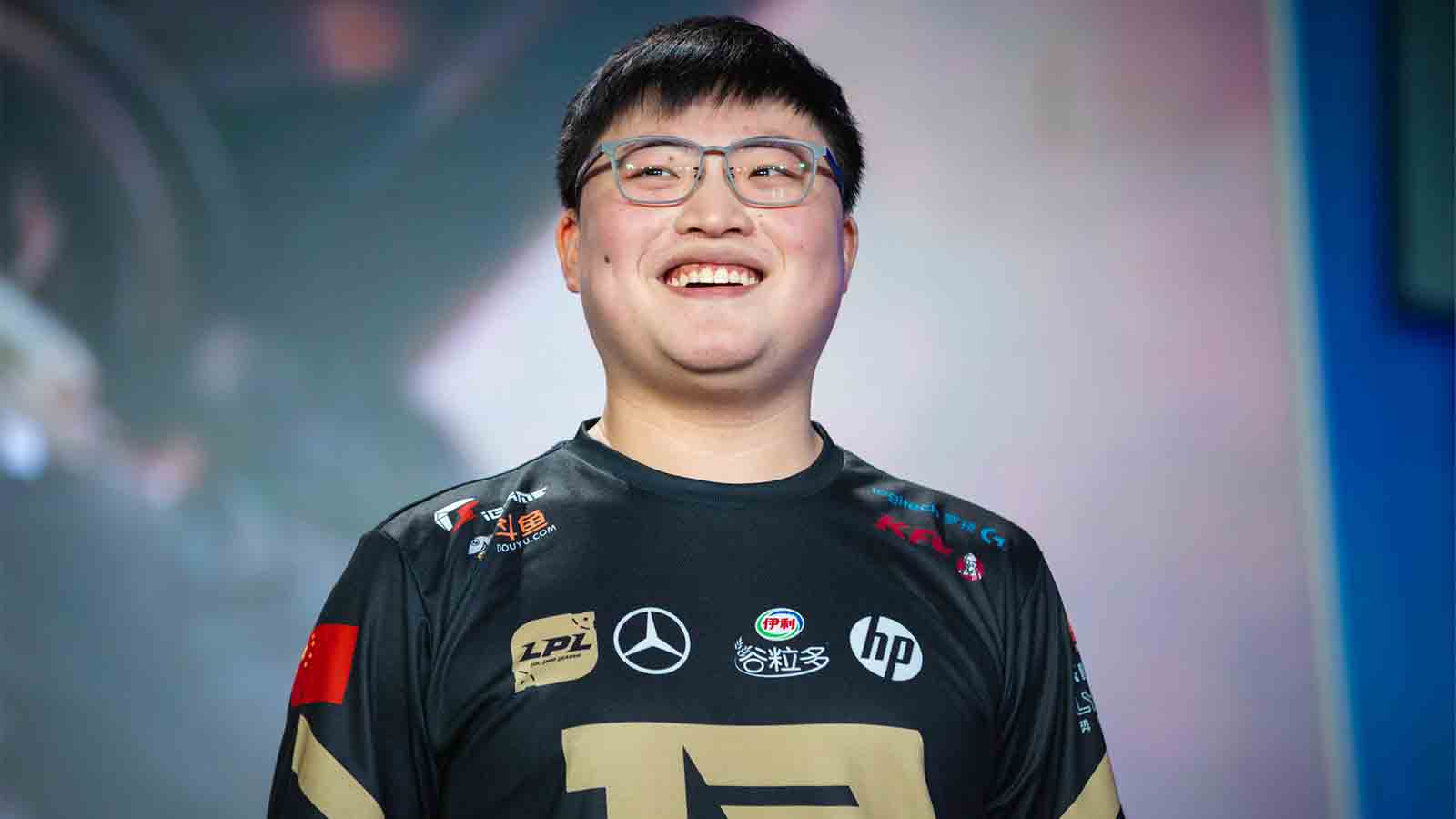 Dream of becoming a millionaire? Uzi warns pro players to avoid this at all costs - ONE Esports