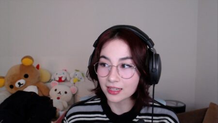 Kyedae talks to her Twitch chat