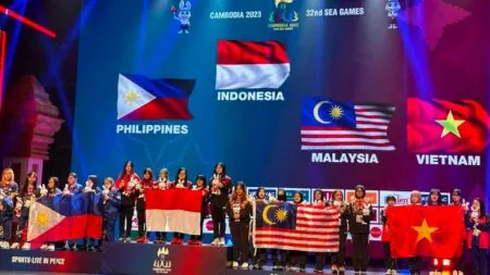 32nd SEA Games women's awarding ceremony