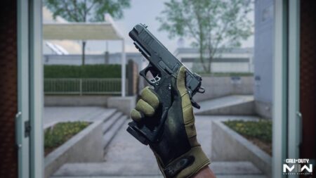 The 9mm Daemon sidearm in Modern Warfare 2