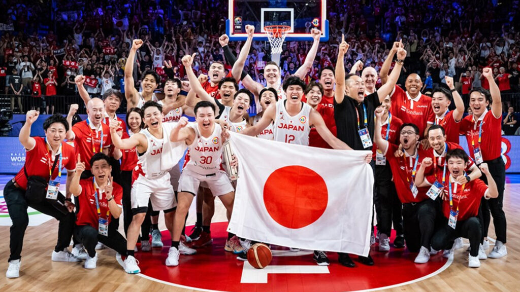 Japón vs Cabo Verde, Copa del Mundo de Baloncesto FIBA ​​2023, Okinawa, Okinawa Arena (Japón), rondas de clasificación 17-32, 2 de septiembre de 2023
