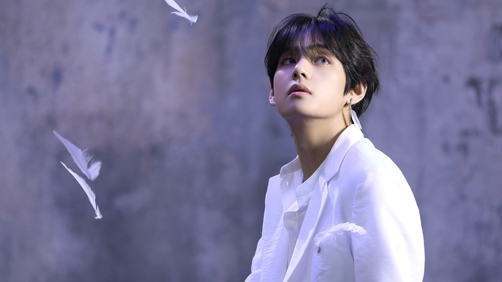 V - BTS  Kim taehyung, Taehyung, Bts v