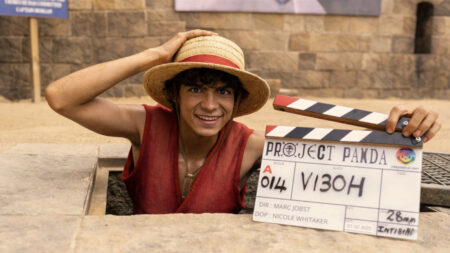 One Piece live action Luffy actor Inaki Godoy in a behind-the-scenes photo