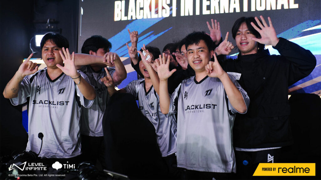 Honor Kings Championship 2024 team Blacklist International winning moment