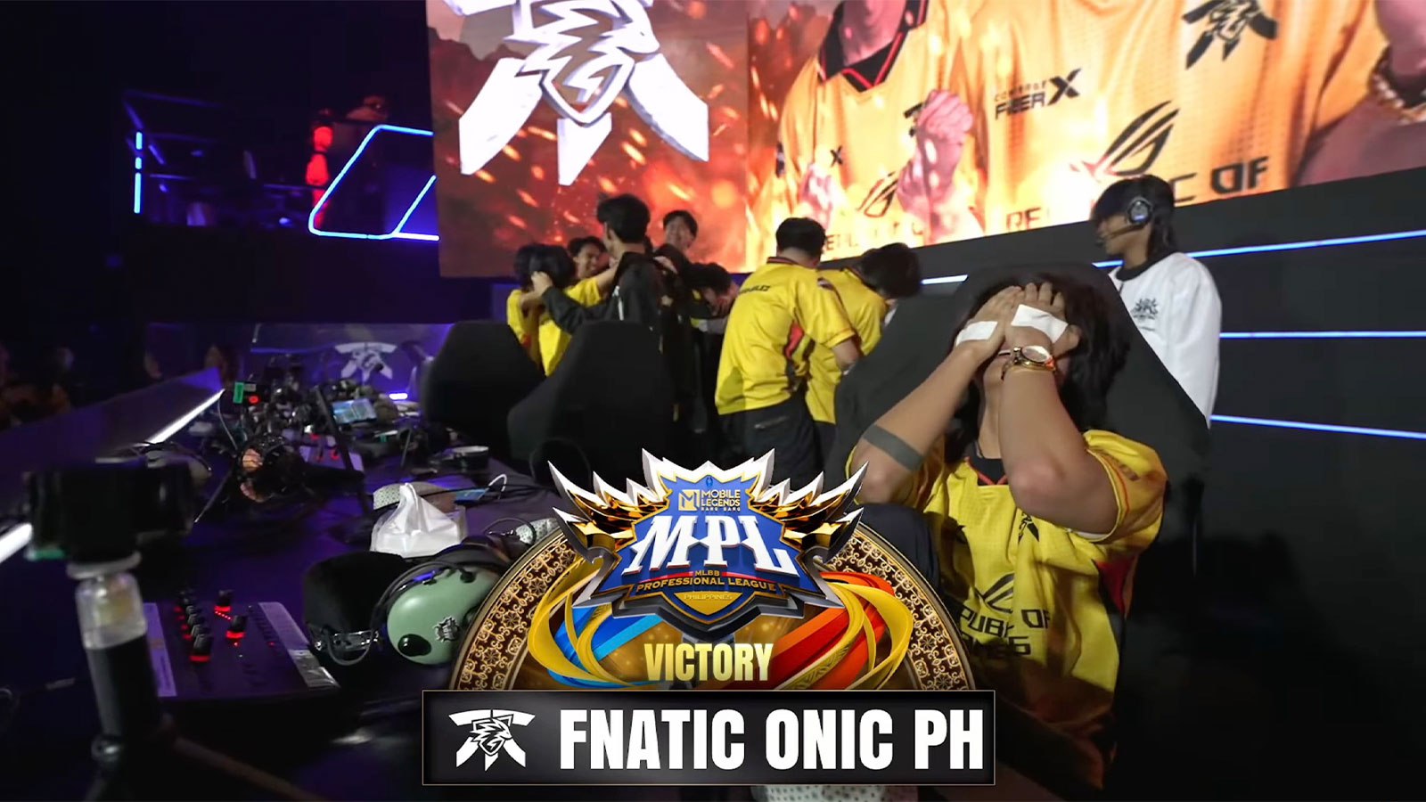 Fnatic ONIC PH 在史詩般的總決賽中獲得 MPL PH 第 14 賽季冠軍