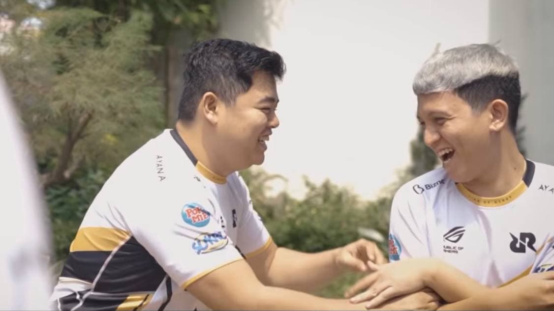 RRQ Hoshi umumkan jersey baru jelang MPL ID Season 8 | ONE Esports ...