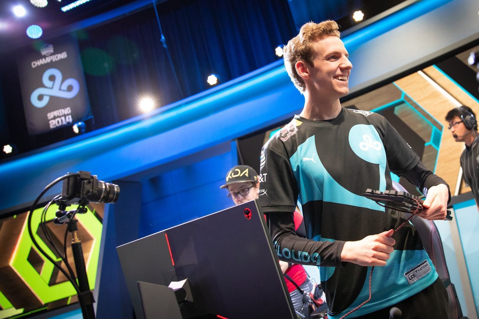 C9 Licorice gets solo kill using Malphite ONE Esports ONE Esports