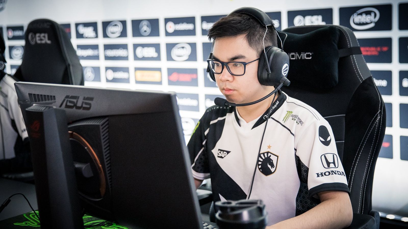 Team Liquid bat NiP après un match passionnant en phase de groupes à l'ESL One Hamburg