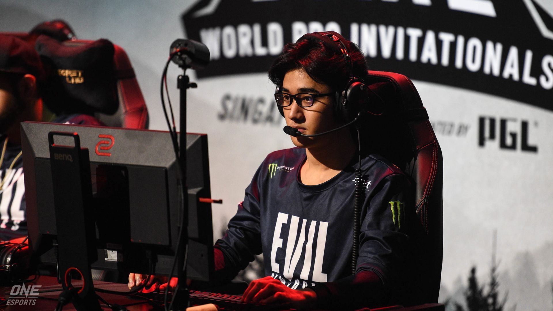 The top 5 most attractive Dota 2 pros according to iceiceice | ONE Esports