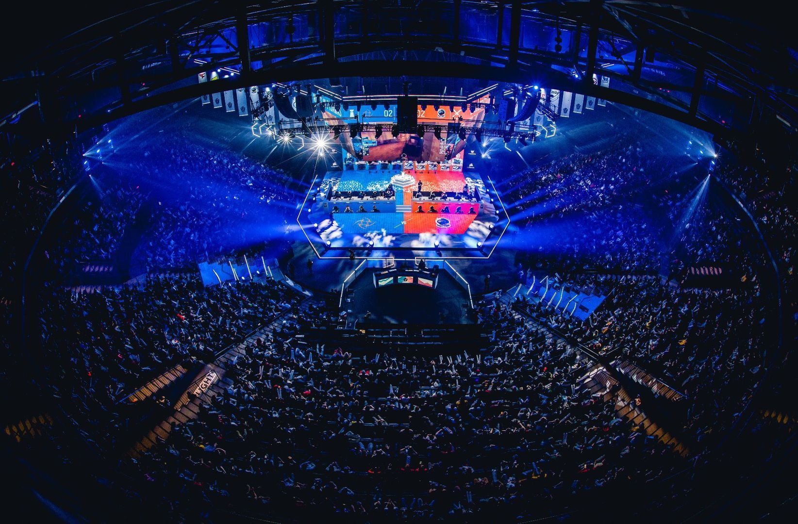 Intel Extreme Masters Shatters eSports Records