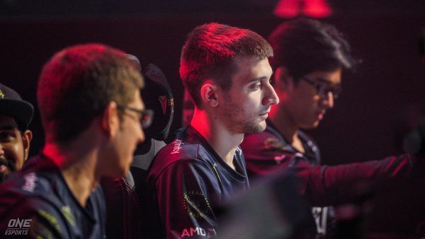 Arteezy and Ryoya carry EG to victory in the BTS Pro Series: Americas ...