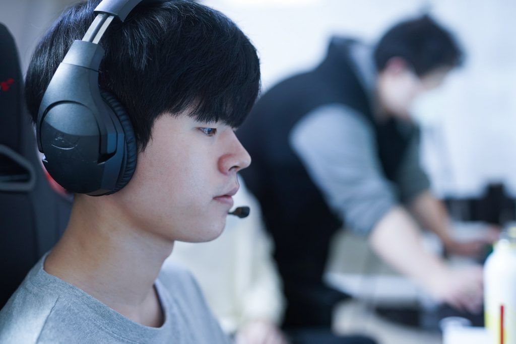 DragonX Deft: 'I wish I could go to Japan to see anime scenes in real life'