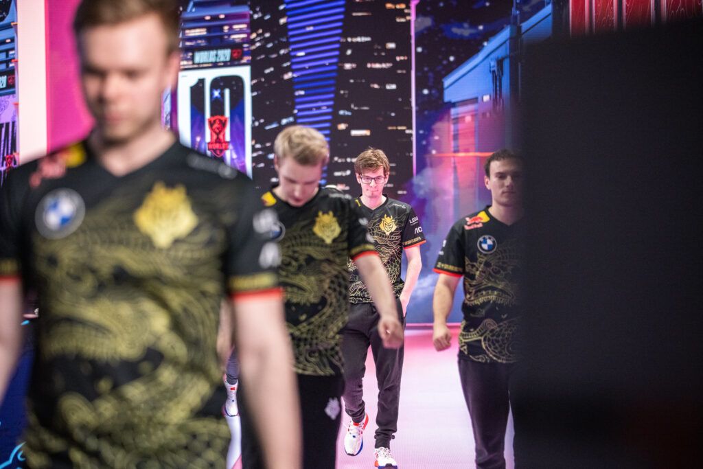 If each Worlds Quarterfinal match was a battle from Attack on Titan, this is what it would be