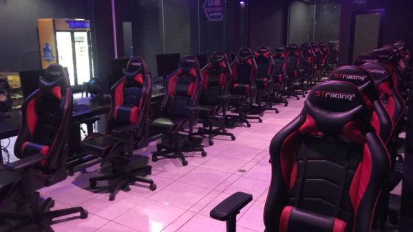 Esports Arena: When Internet Cafes Evolved To Provide A Special Gaming ...