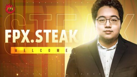 FunPlus Phoenix head coach Steak