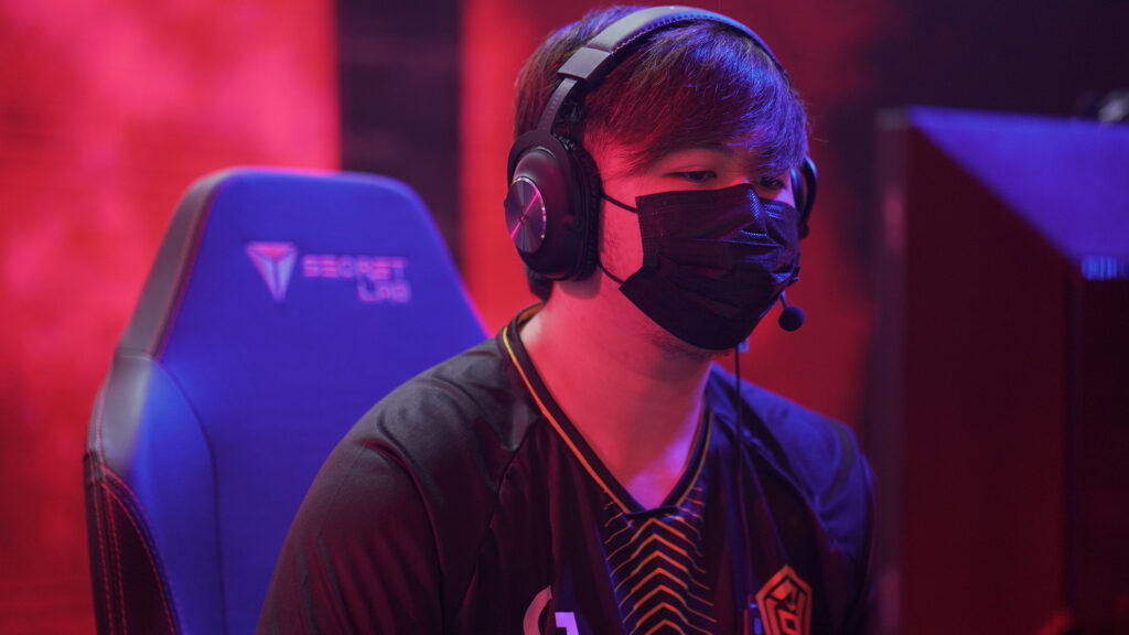 OB Esports x Neon, Jaunuel at the ONE Esports Singapore Major Playoffs