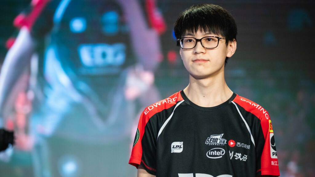Meiko of Edward Gaming at Worlds 2018