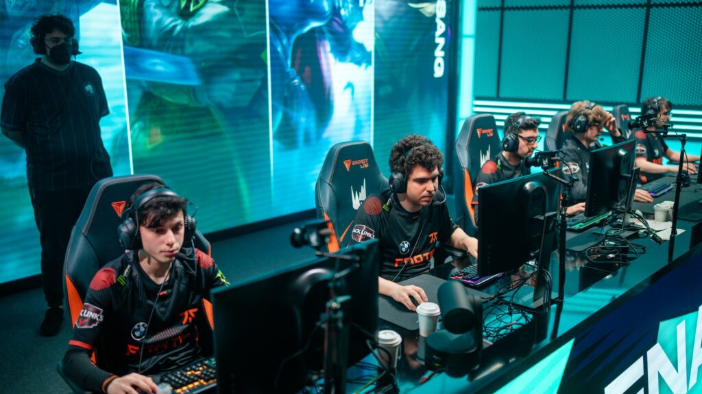 Fnatic on stage during the 2021 LEC Summer Playoffs Final