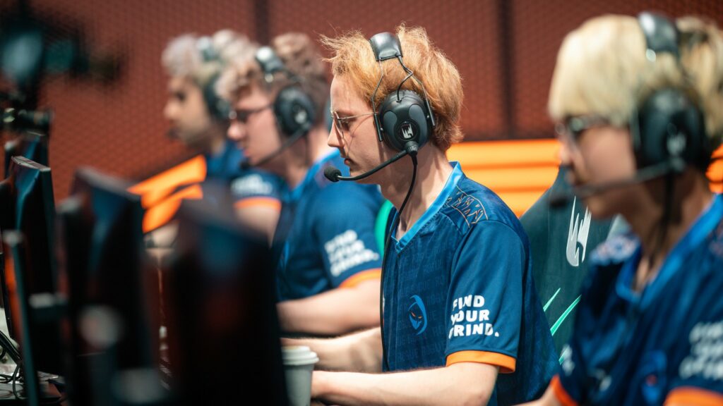 Larssen of Rogue during the 2021 LEC Summer Playoffs