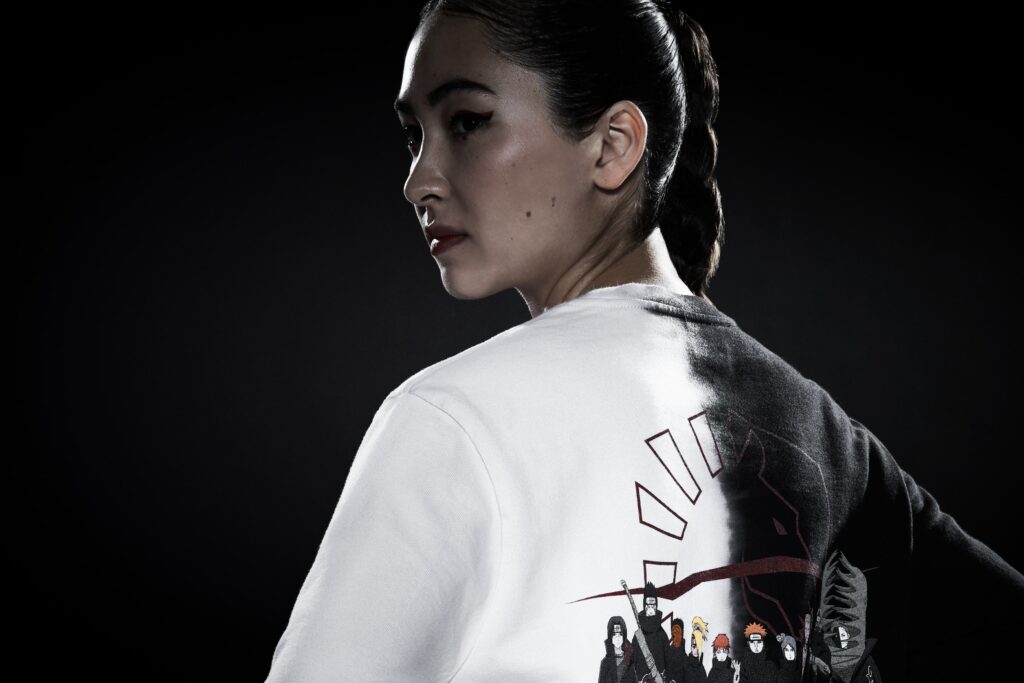 Ovilee May wearing Team Liquid's Akatsuki collection Zetsu Dip Long Sleeve Tee