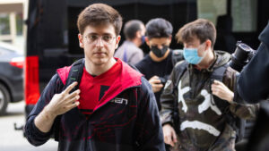 Sentinels' zombs and Dapr arriving at VCT Stage 3 Masters Berlin venue