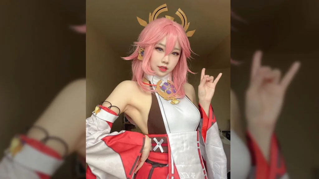 Yae Miko cosplay by Tsikyo