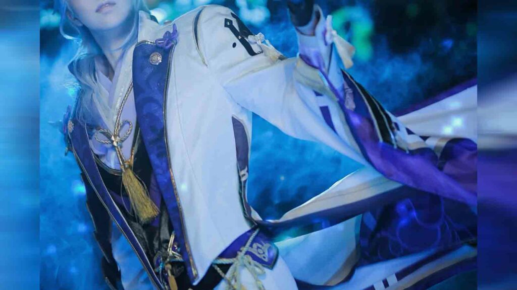 willson618's Kamisato Ayato cosplay out from Genshin Impact close up o