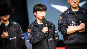 LeagueOfLegends LCK Spring 2023 Upper Bracket Finals Keria holding a mic during interview