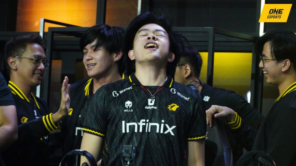 ONIC Esports' Nicky "Kiboy" Fernando celebrating a victory after sweeping ECHO in the MSC 2023 knockout stage