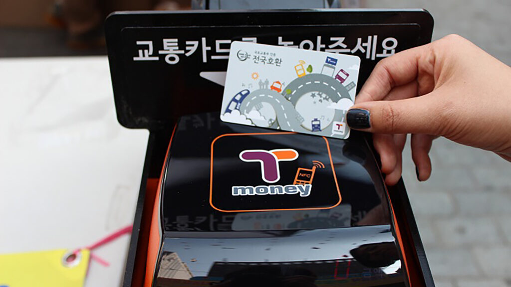 League Of Legends T1 Base camp review and guide T-money card