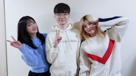 Faker with Red velvet Seulgi and Joy