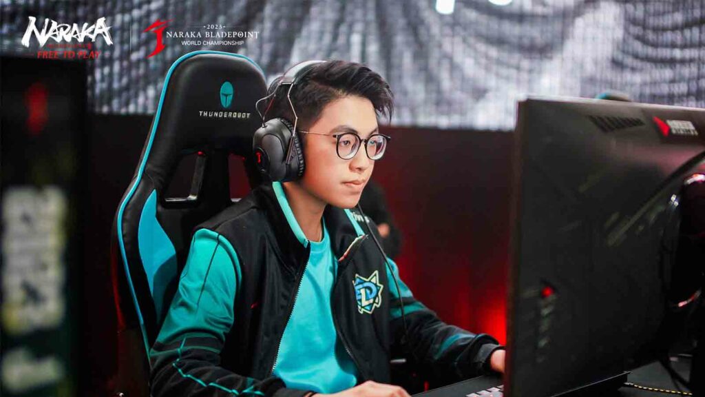 Solo pro Froztivus competing at Naraka Bladepoint World Championship 2023 group stage