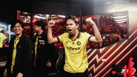 ONIC Esports' Gilang "SANZ" celebrating a win during the M5 World Championship Knockout Stage