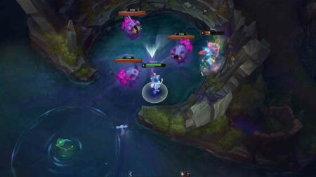 Aurora fighting Hwei at Void Grabs on Summoner's Rift in-game