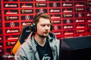 Dota2_Puppey