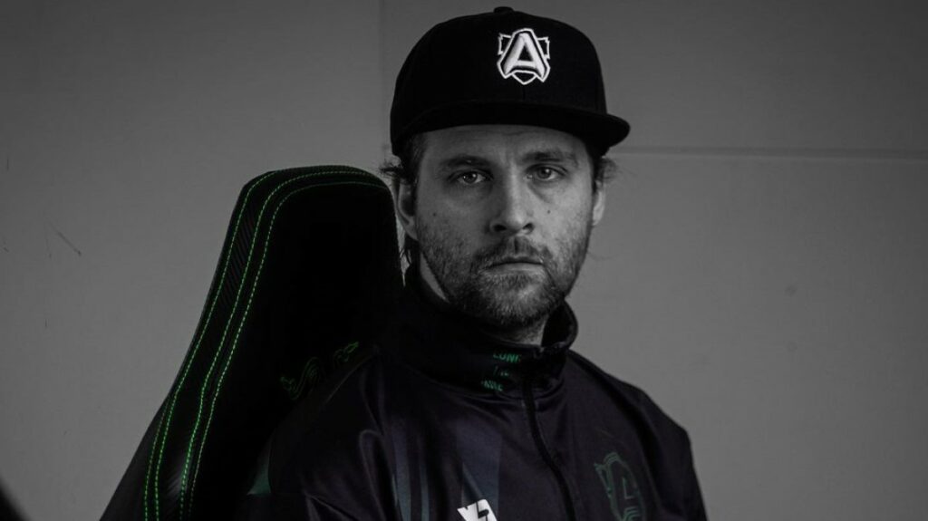 Alliance, Loda, Jonathan Berg