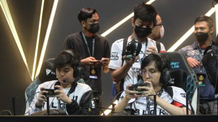 OHMYV33NUS dan Wise, Mobile Legends, MLBB, Blacklist International, M4