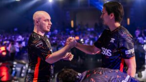 Derke ซูฮก Leo โชว์ฟอร์มดีช่วย Fnatic คว้าแชมป์แม้ป่วยหนัก